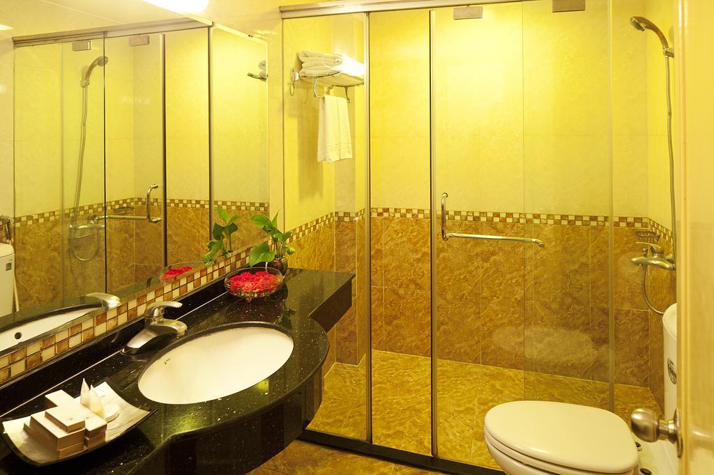 Huyen Chau Hotel هانوي المظهر الخارجي الصورة